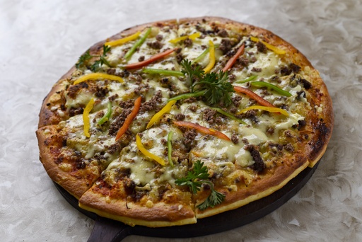 Manuela Chicken Pizza